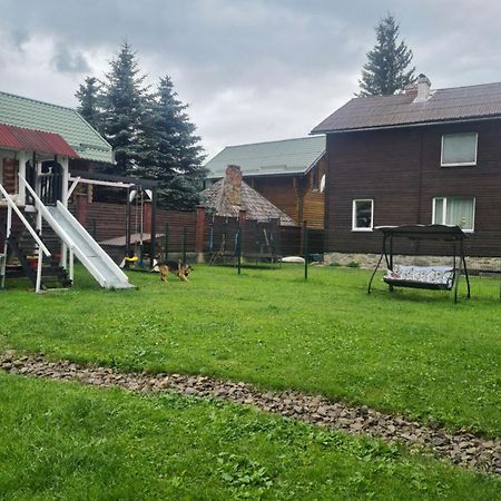Ліза Daire Slavske Dış mekan fotoğraf